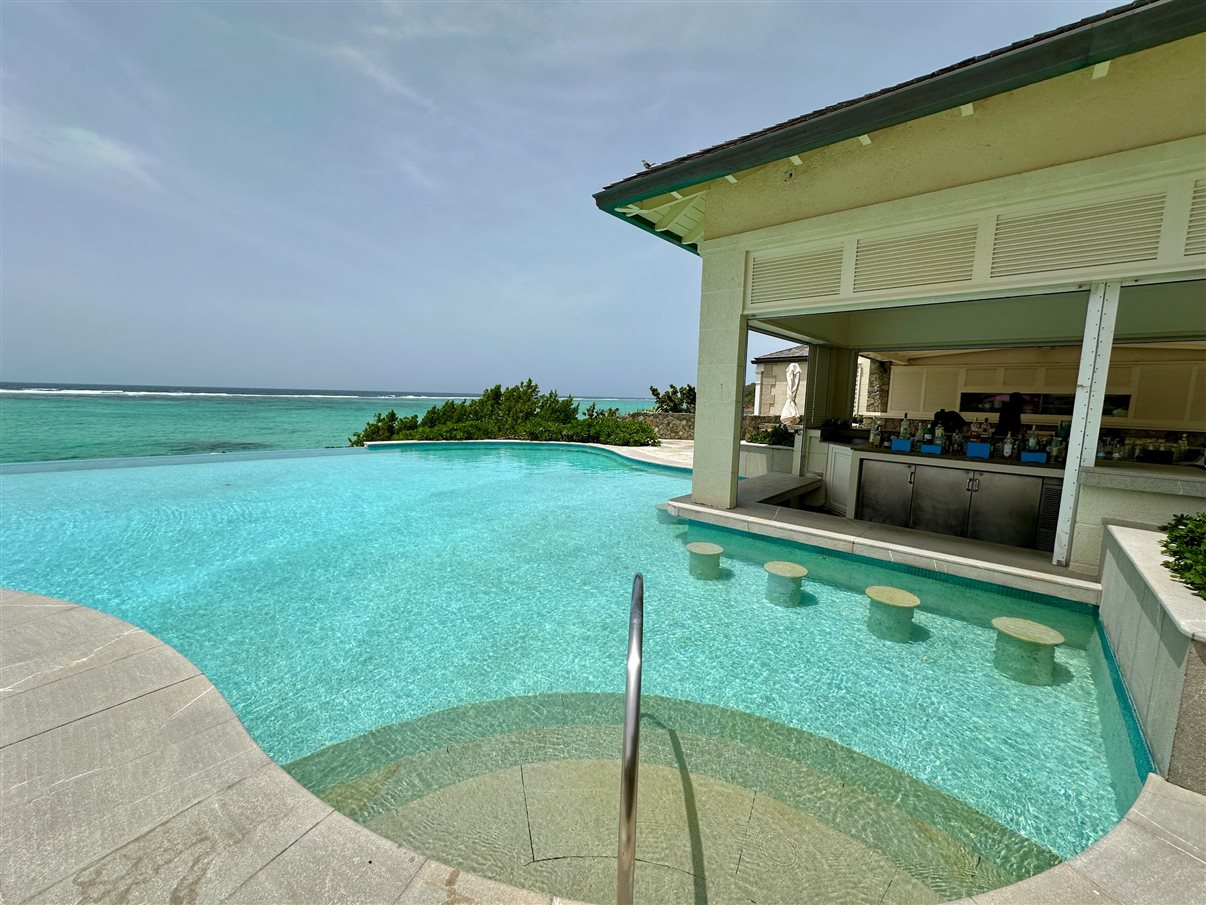 Propriedade em Canouan opera como Mandarin Oriental desde 2017