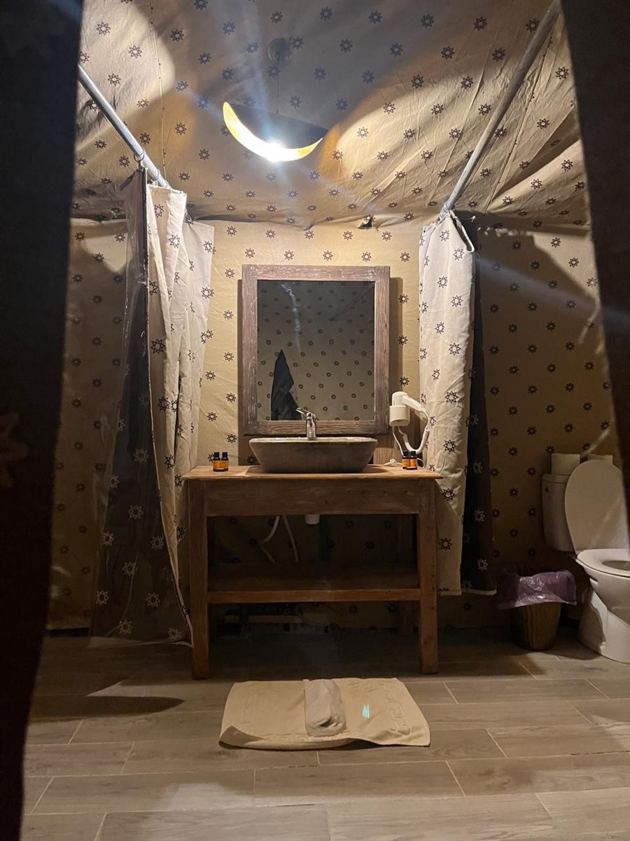 Fachada do Riad Xaluca, aos pés do deserto