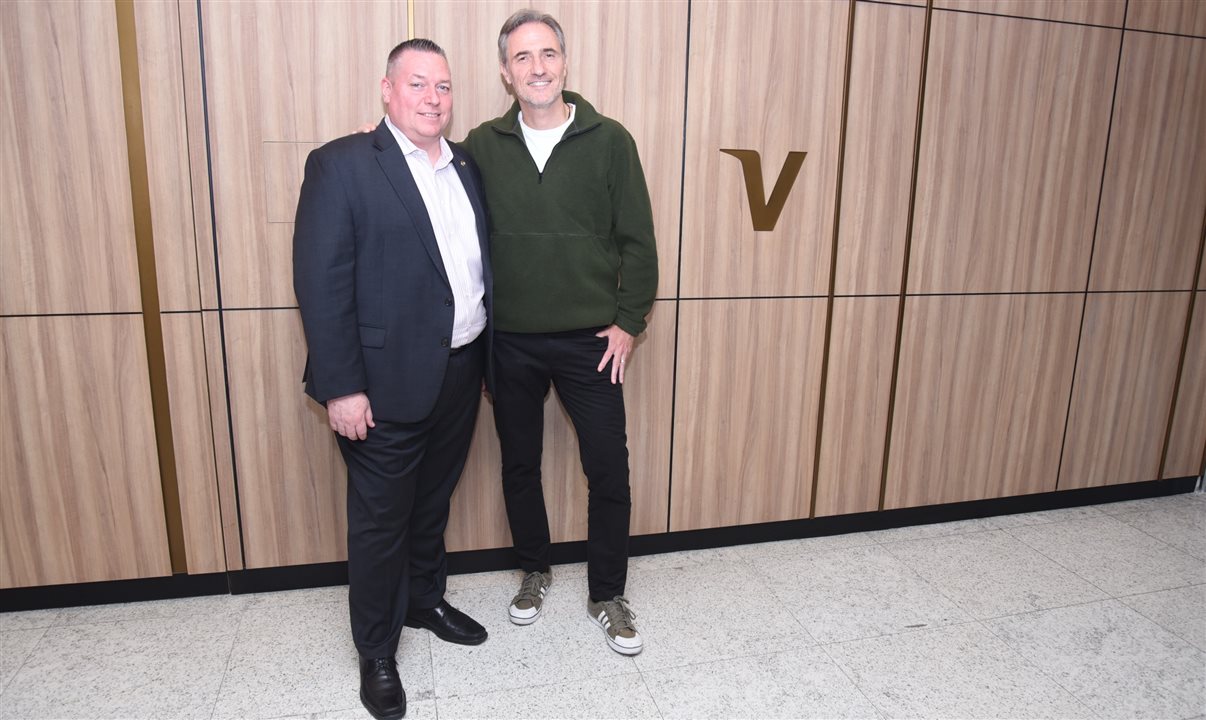 Pascal Bélanger, vice-presidnete senior Américas do Plaza Premium Group, e Fernando Amaral, vice-presidente de Soluções e Inovação da Visa do Brasil