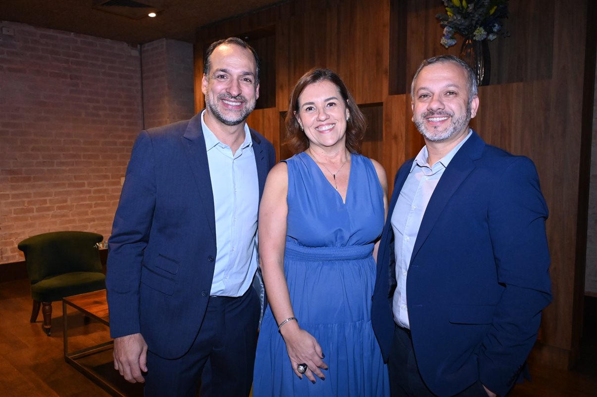 Douglas Camargo e Siderley Santos, ambos da Abracorp