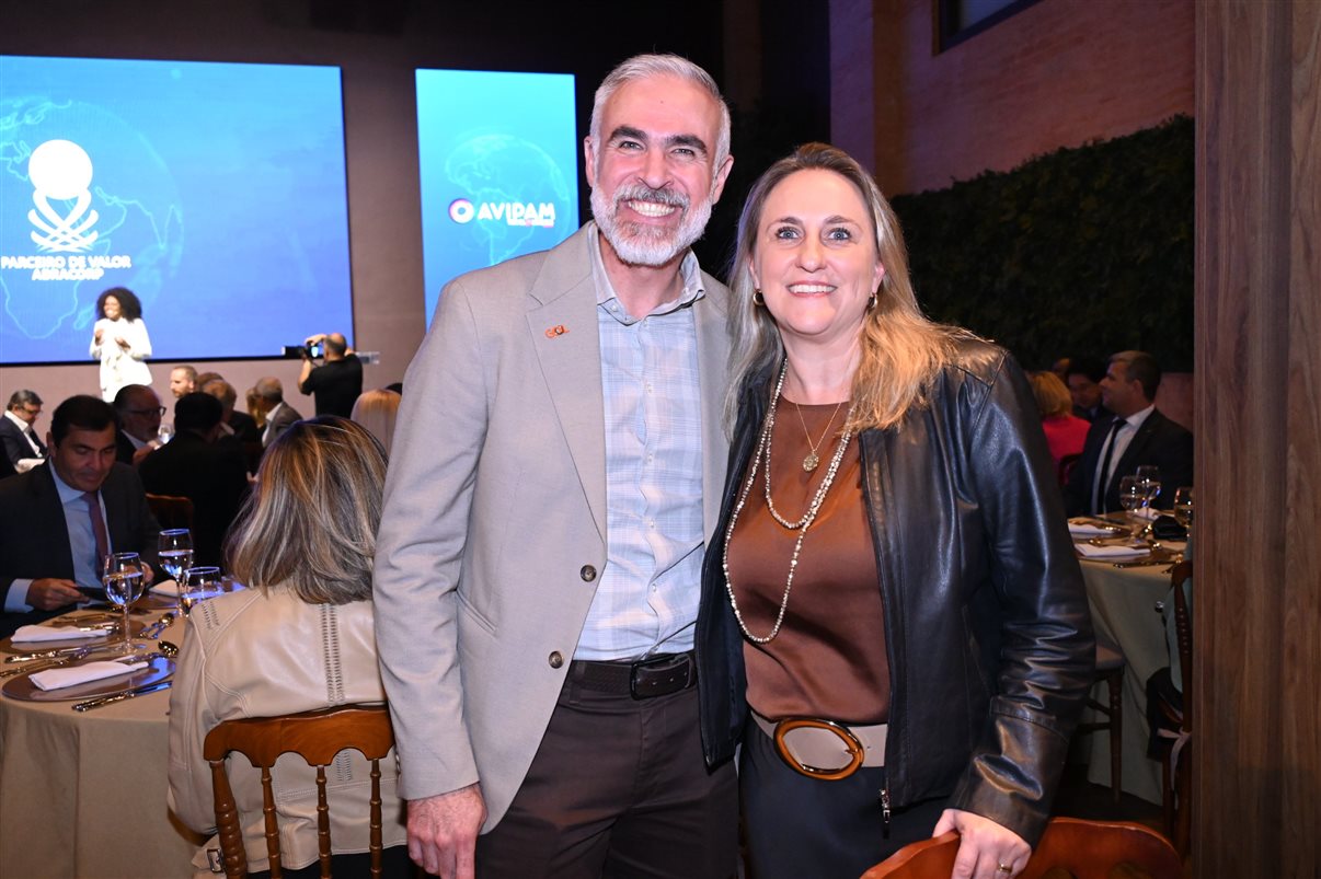 Douglas Camargo e Siderley Santos, ambos da Abracorp