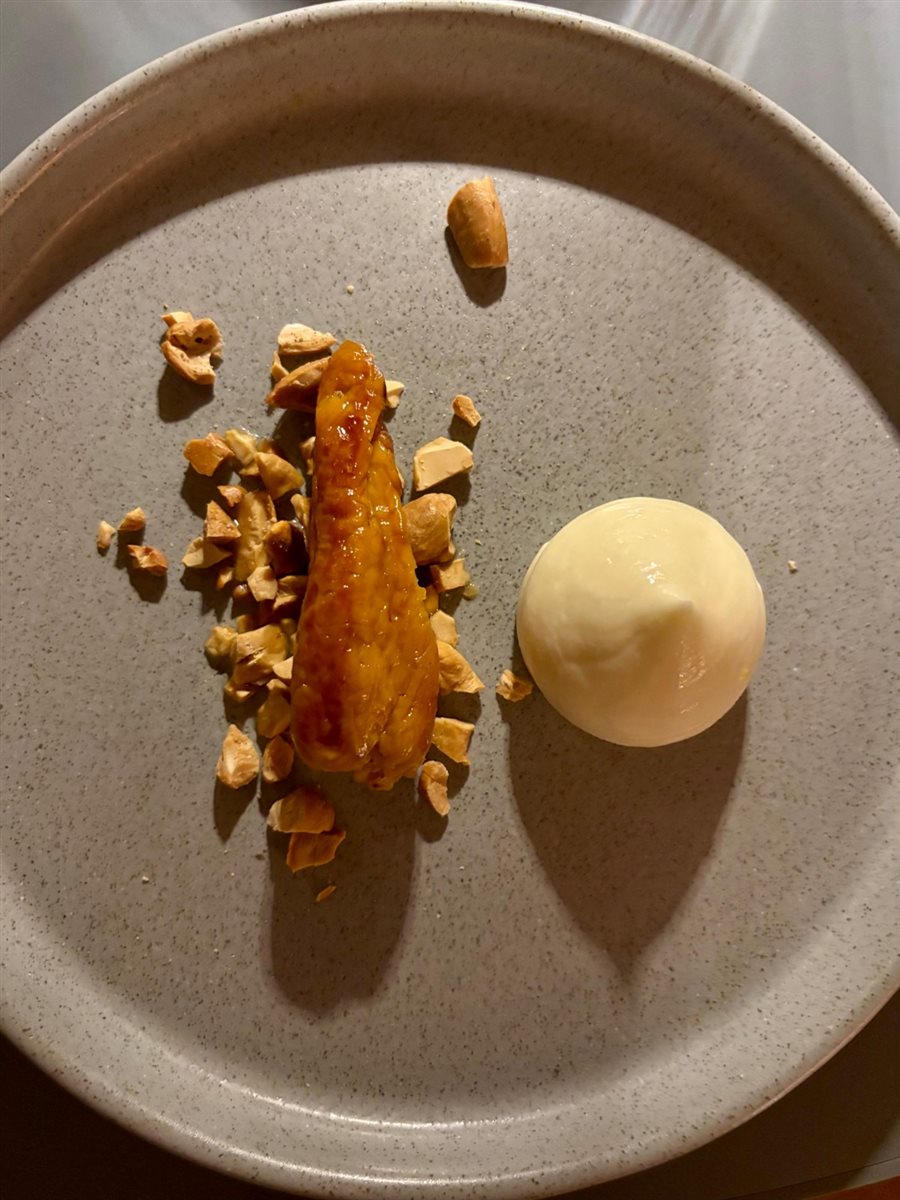 Cultivo de alface em estufa na Fazenda Bananal, a cerca de 20 minutos de Paraty (RJ)