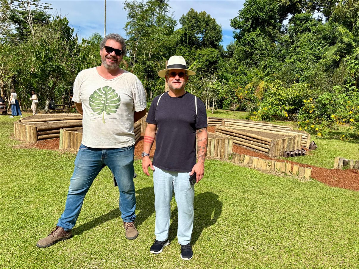 Cultivo de alface em estufa na Fazenda Bananal, a cerca de 20 minutos de Paraty (RJ)