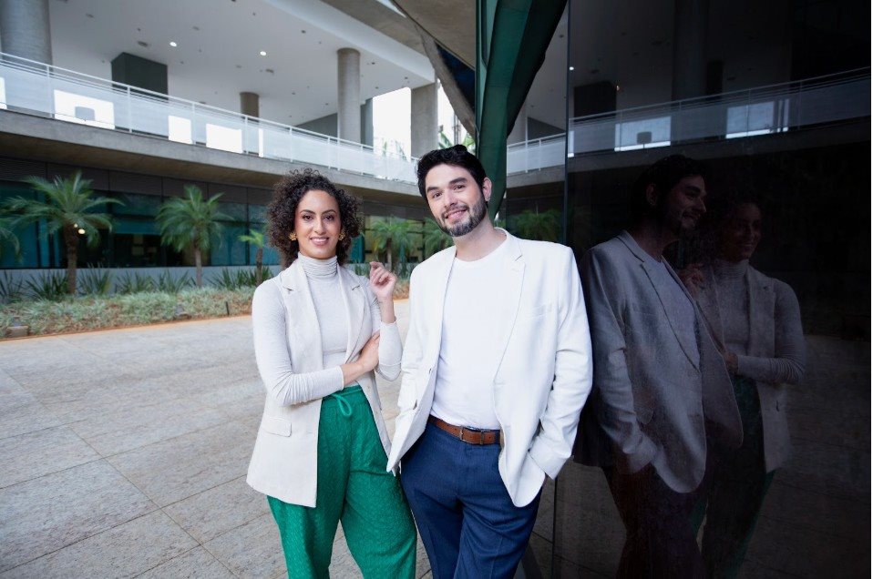  Lígia Secco e Filipe Barbosa, sócios da RARO Community