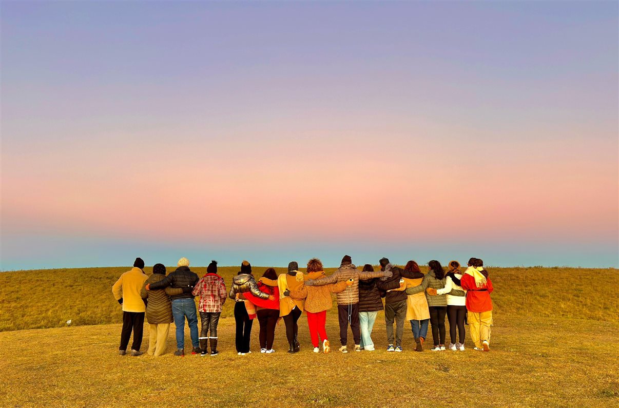 Grupo curte pôr do sol durante Imersão das Galáxias do hotel Parador