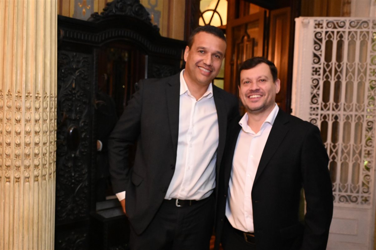 Giovane Bany, da Voo Certo Viagens 