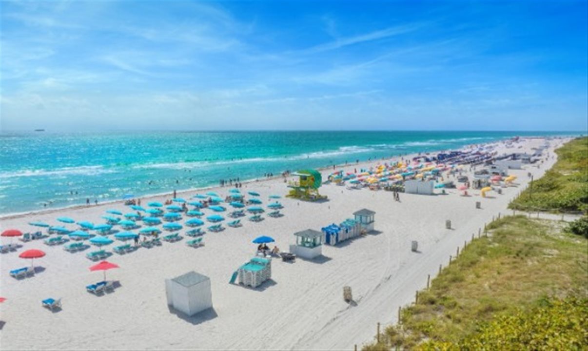 O condado de Miami-Dade teve um crescimento turístico relevante em 2024, atraindo mais de 28 milhões de visitantes — maior número já registrado em um único ano