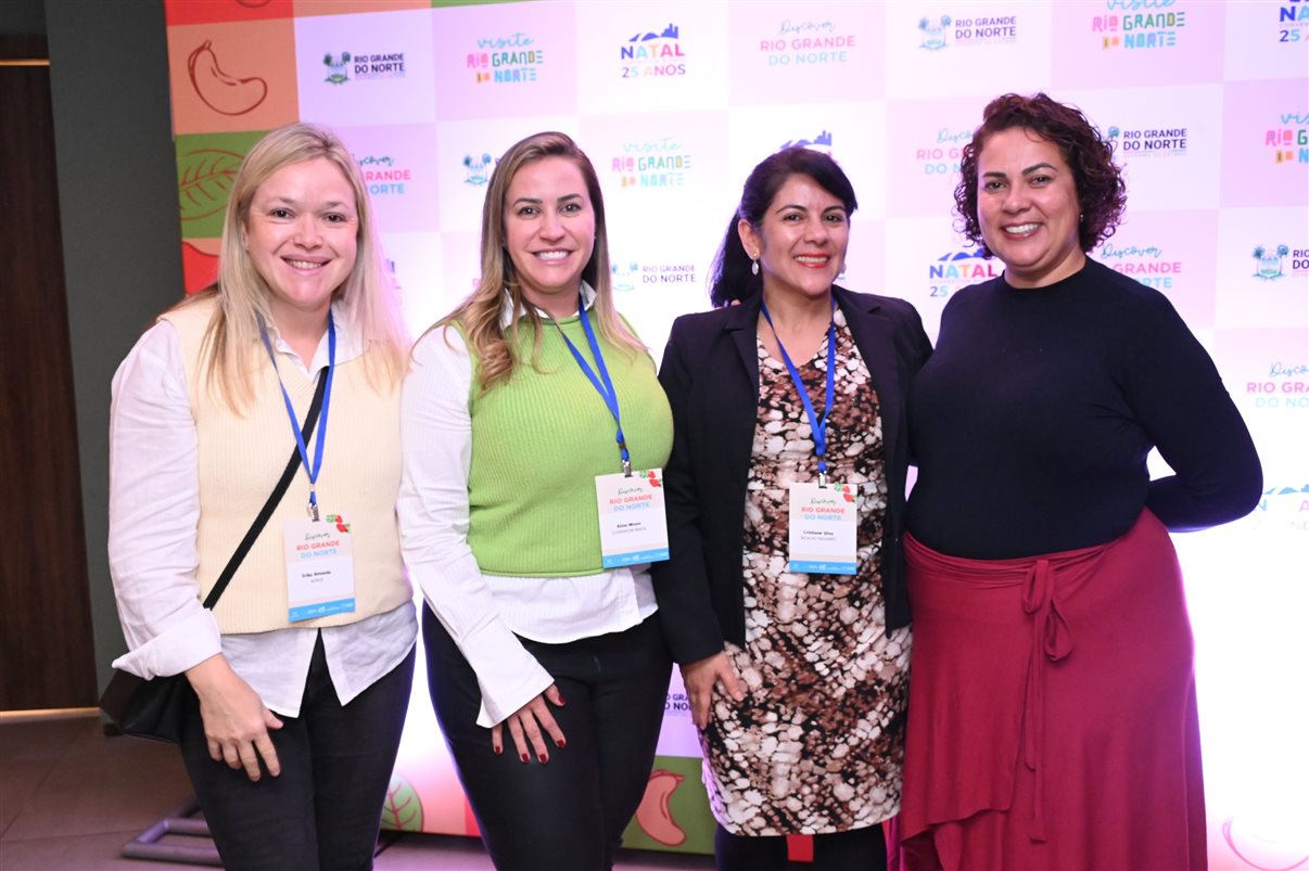 George Costa, da Luck Receptivo, Amanda Rocha, da Amanda Rocha Eventos Corporativos, Jarbiana Costa, do Natal CVB, e Neiwaldo Guedes, da Espacial Eventos