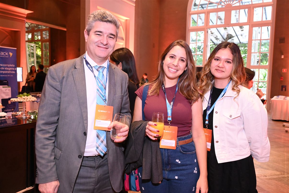 Olinda Ramos, da Mo. Ramos, Viviane Amadei, da BWH Hotels, e Erika Fuchs,  da Centria