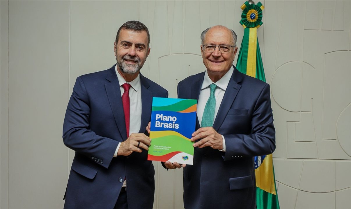 Marcelo Freixo, presidente da Embratur, e Geraldo Alckmin, presidente da República em exercício