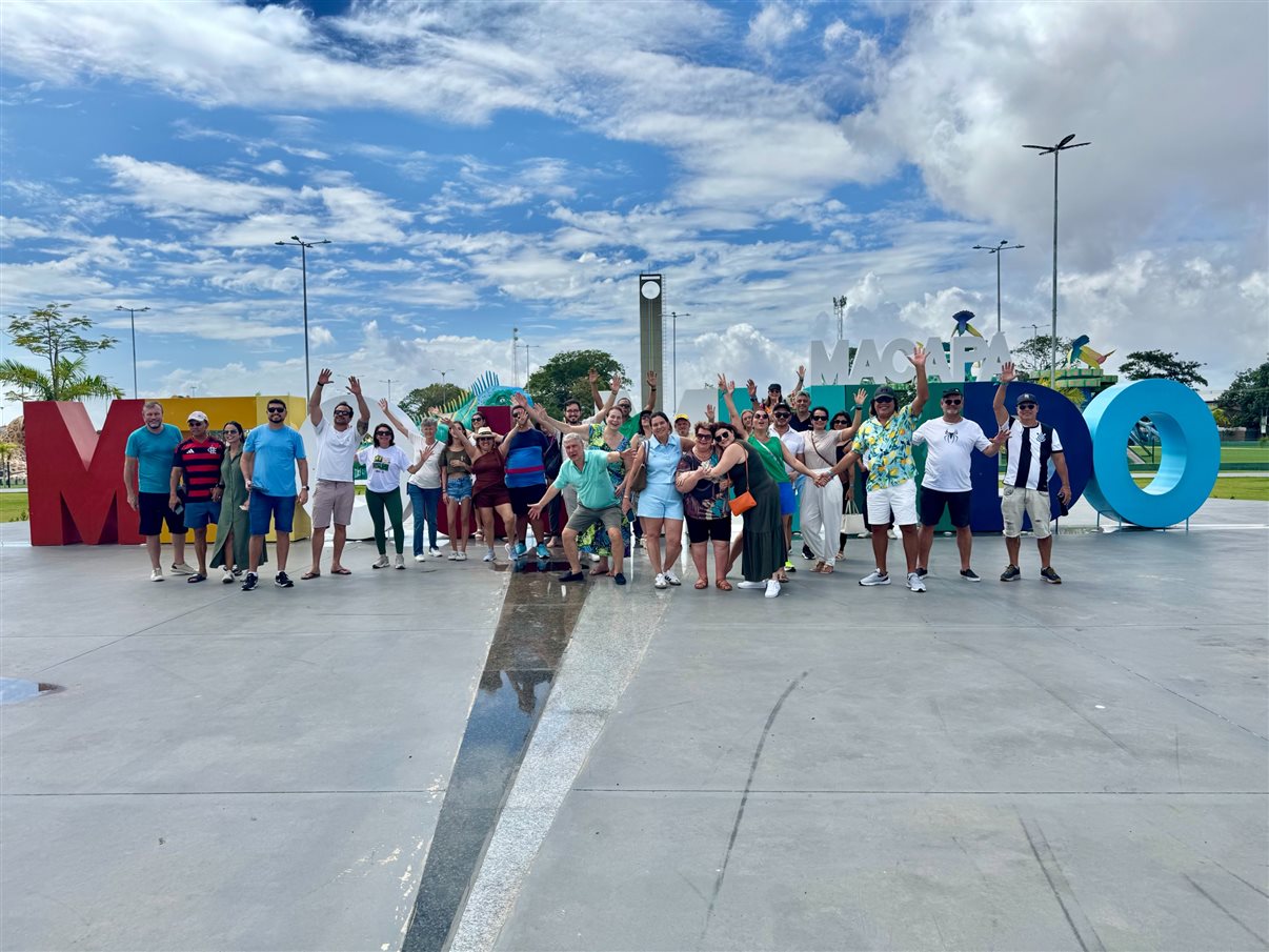 Comitiva da Abav Nacional na Fortaleza de São José de Macapá