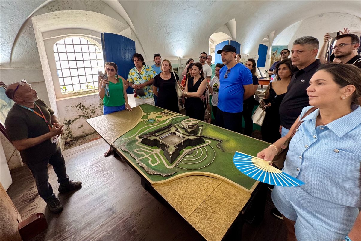 Comitiva da Abav Nacional na Fortaleza de São José de Macapá