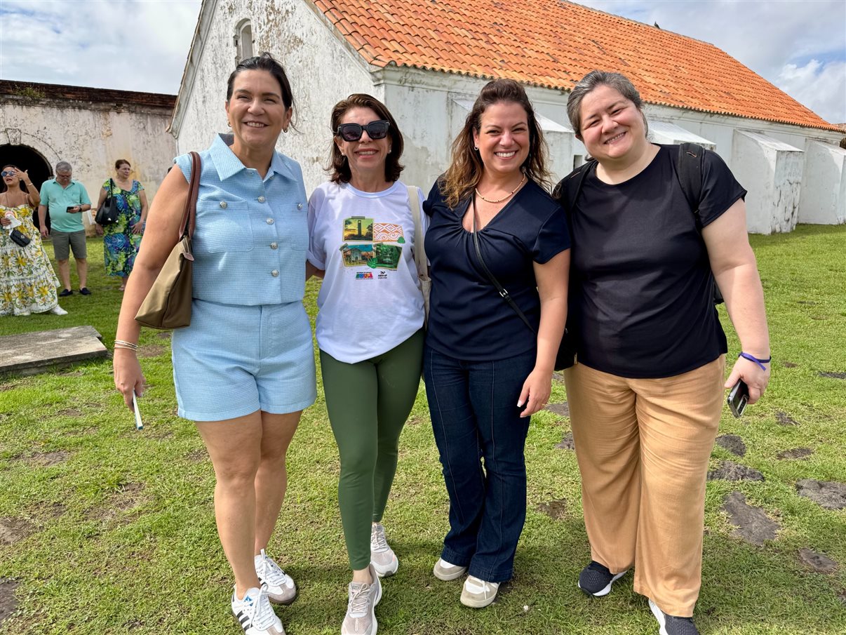 Comitiva da Abav Nacional na Fortaleza de São José de Macapá