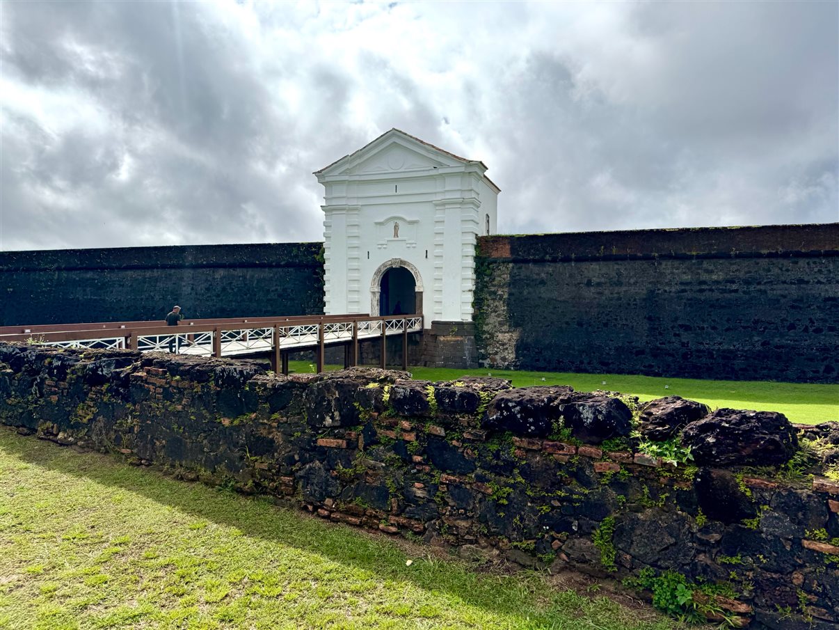 Comitiva da Abav Nacional na Fortaleza de São José de Macapá