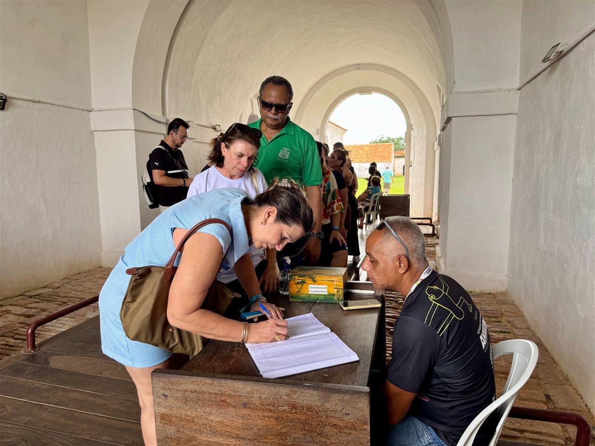 Comitiva da Abav Nacional na Fortaleza de São José de Macapá