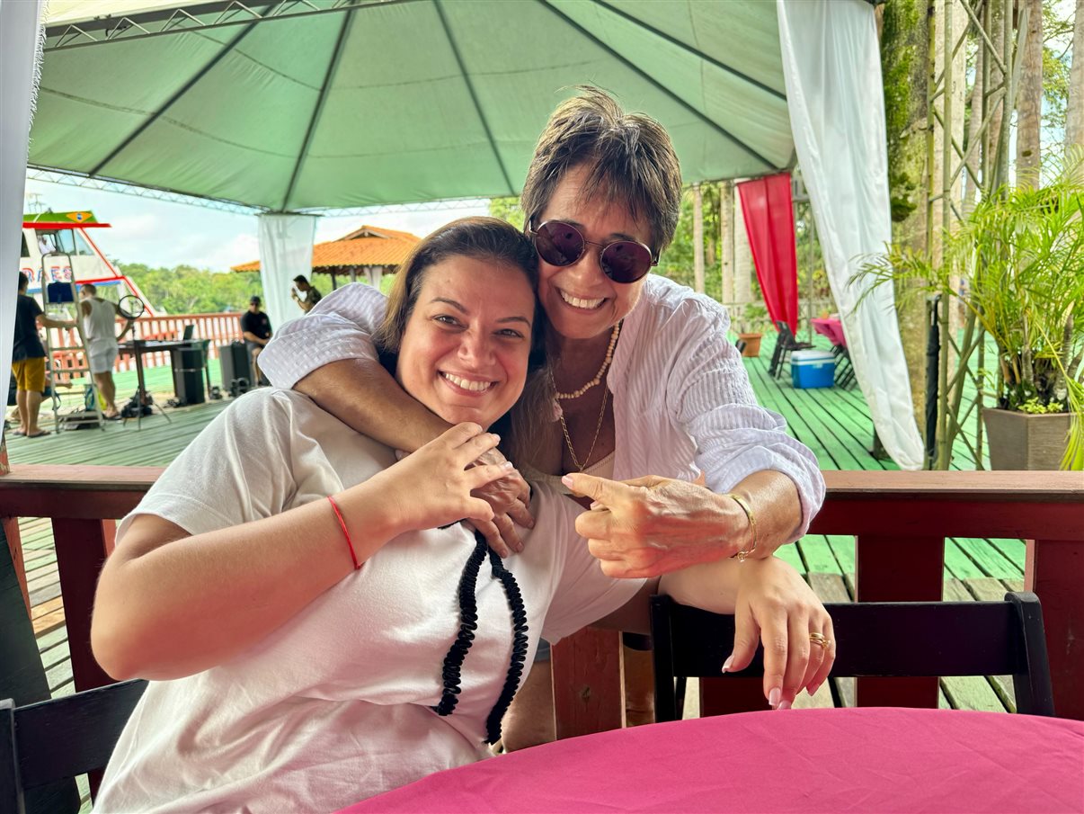 Elenilton Marques, presidente da Abav-AP, e Ana Carolina Medeiros, presidente da Abav Nacional