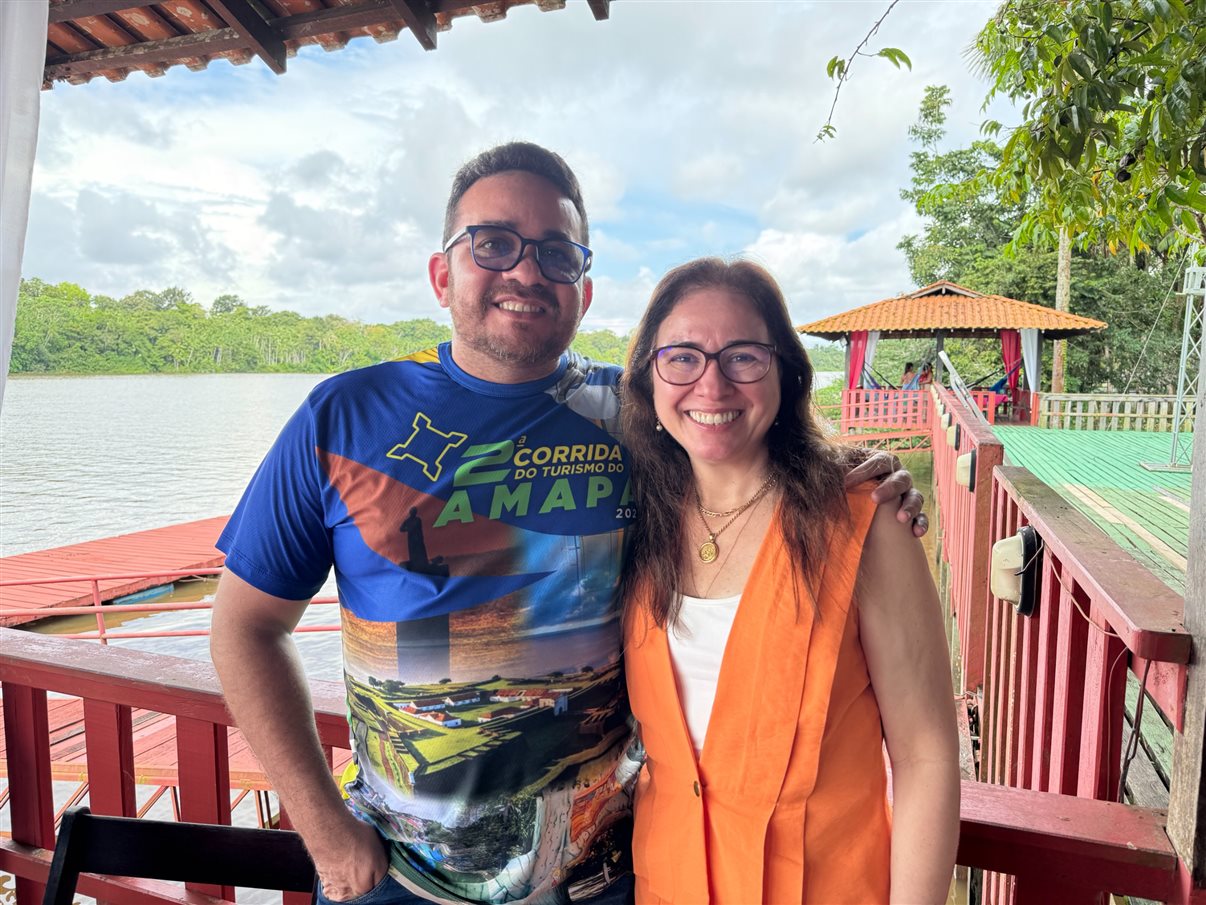 Elenilton Marques, presidente da Abav-AP, e Ana Carolina Medeiros, presidente da Abav Nacional