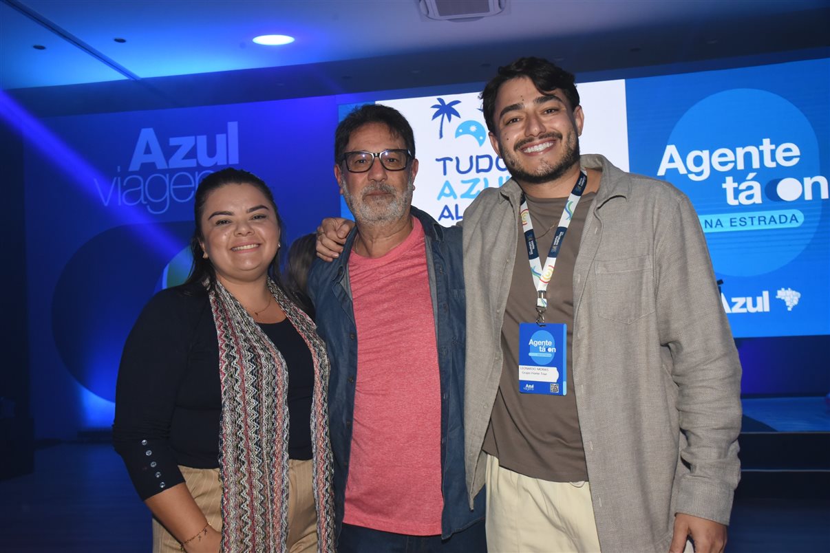 Bruna Castro, da Azul Viagens, e Alexander Haim, da Disney Destinations