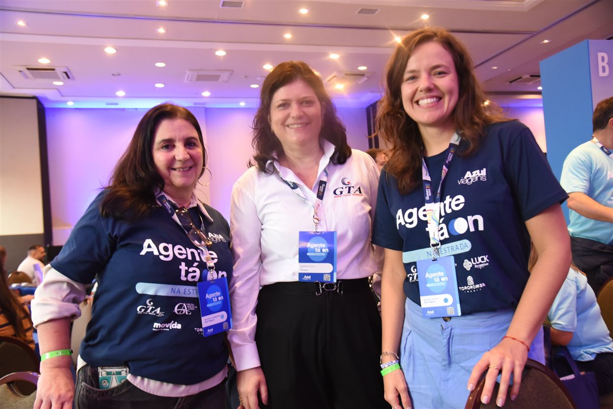 Ruth Avelino, da Azul Viagens, e Fabricio Silva, da Fox Fly Viagens