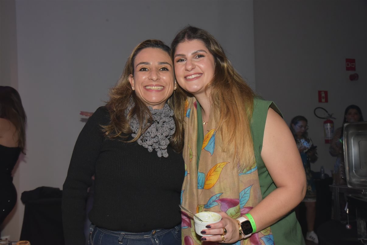 Marianne Silva, da Sea Blue Viagens, Aline Lacerda, da Lee Travel, Auriane Batista, da Clube Turismo Ribeirão Preto, Ana Beatriz Bethiol, da Ideal Viagem e Turismo, Michelle Carneiro, da Voencanto Viagens, e Beatriz Corrêa, da Magna Via 