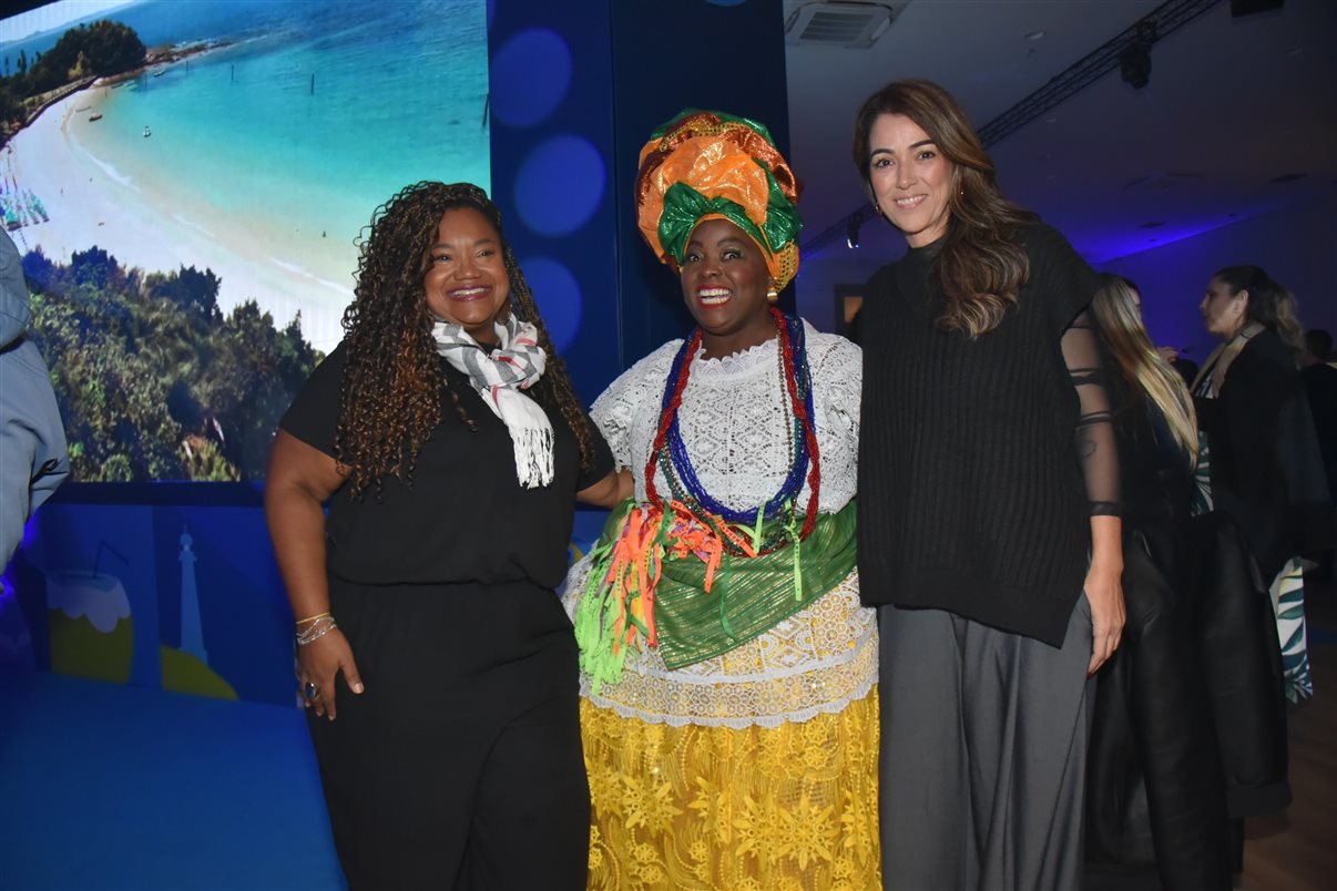 Marianne Silva, da Sea Blue Viagens, Aline Lacerda, da Lee Travel, Auriane Batista, da Clube Turismo Ribeirão Preto, Ana Beatriz Bethiol, da Ideal Viagem e Turismo, Michelle Carneiro, da Voencanto Viagens, e Beatriz Corrêa, da Magna Via 