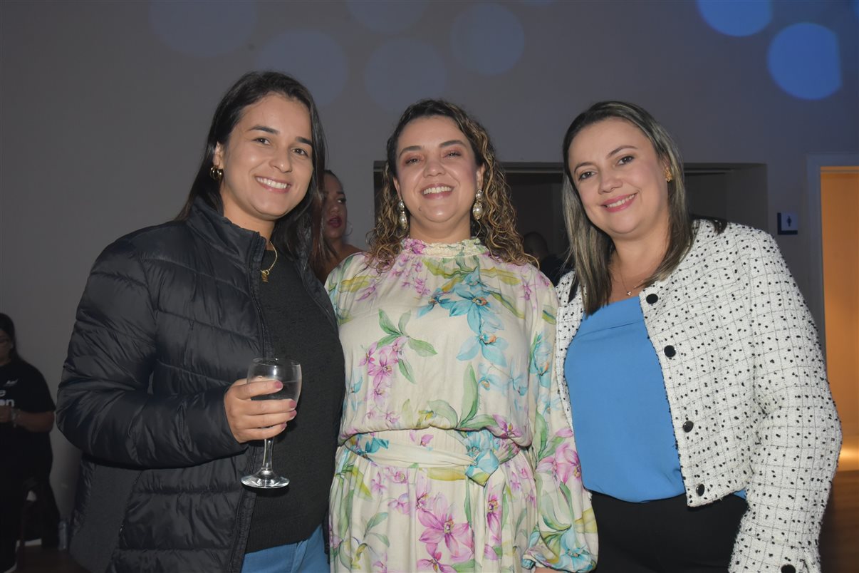 Marianne Silva, da Sea Blue Viagens, Aline Lacerda, da Lee Travel, Auriane Batista, da Clube Turismo Ribeirão Preto, Ana Beatriz Bethiol, da Ideal Viagem e Turismo, Michelle Carneiro, da Voencanto Viagens, e Beatriz Corrêa, da Magna Via 