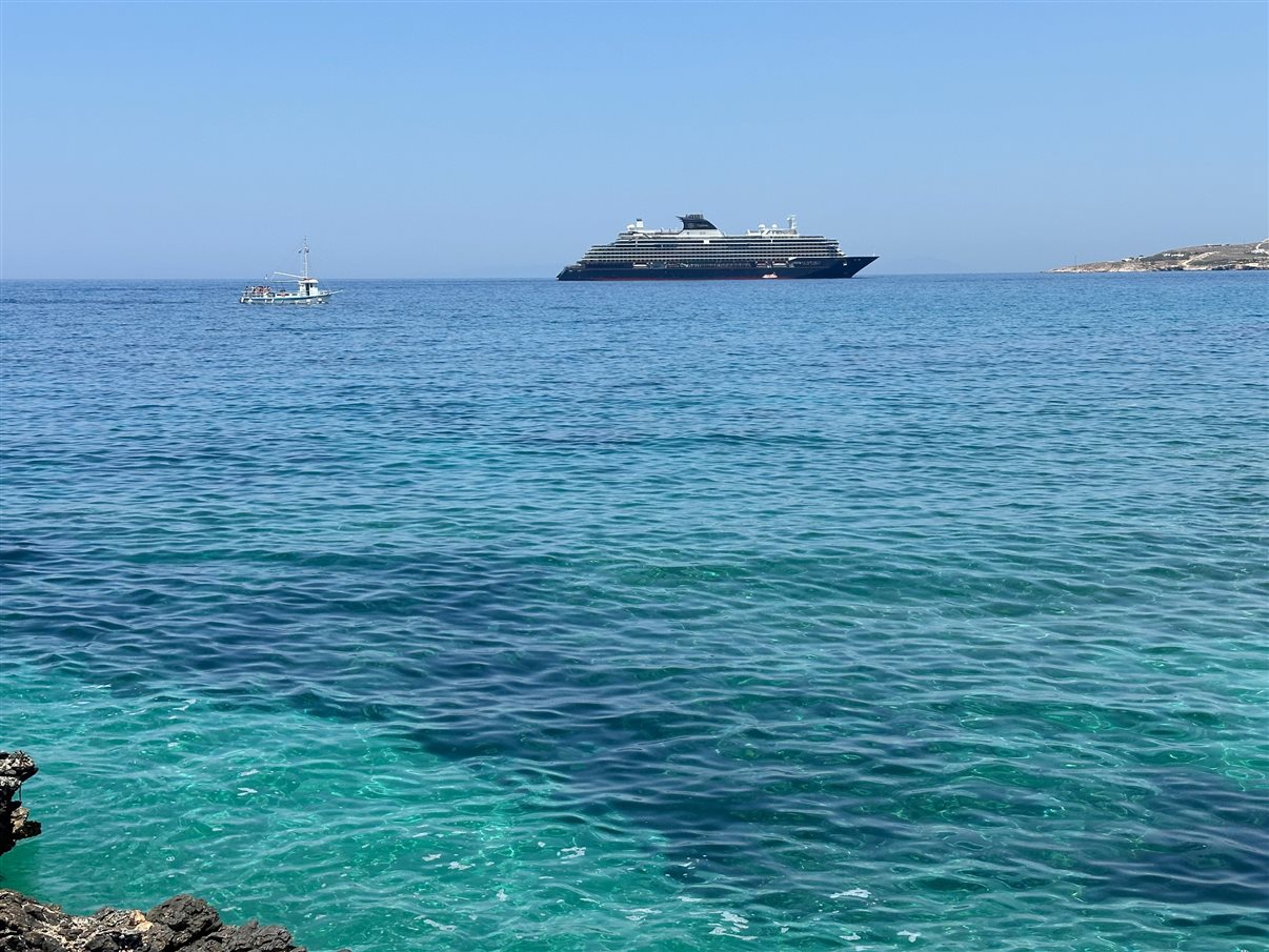 Explora I visto da Ilha de Paros, na Grécia