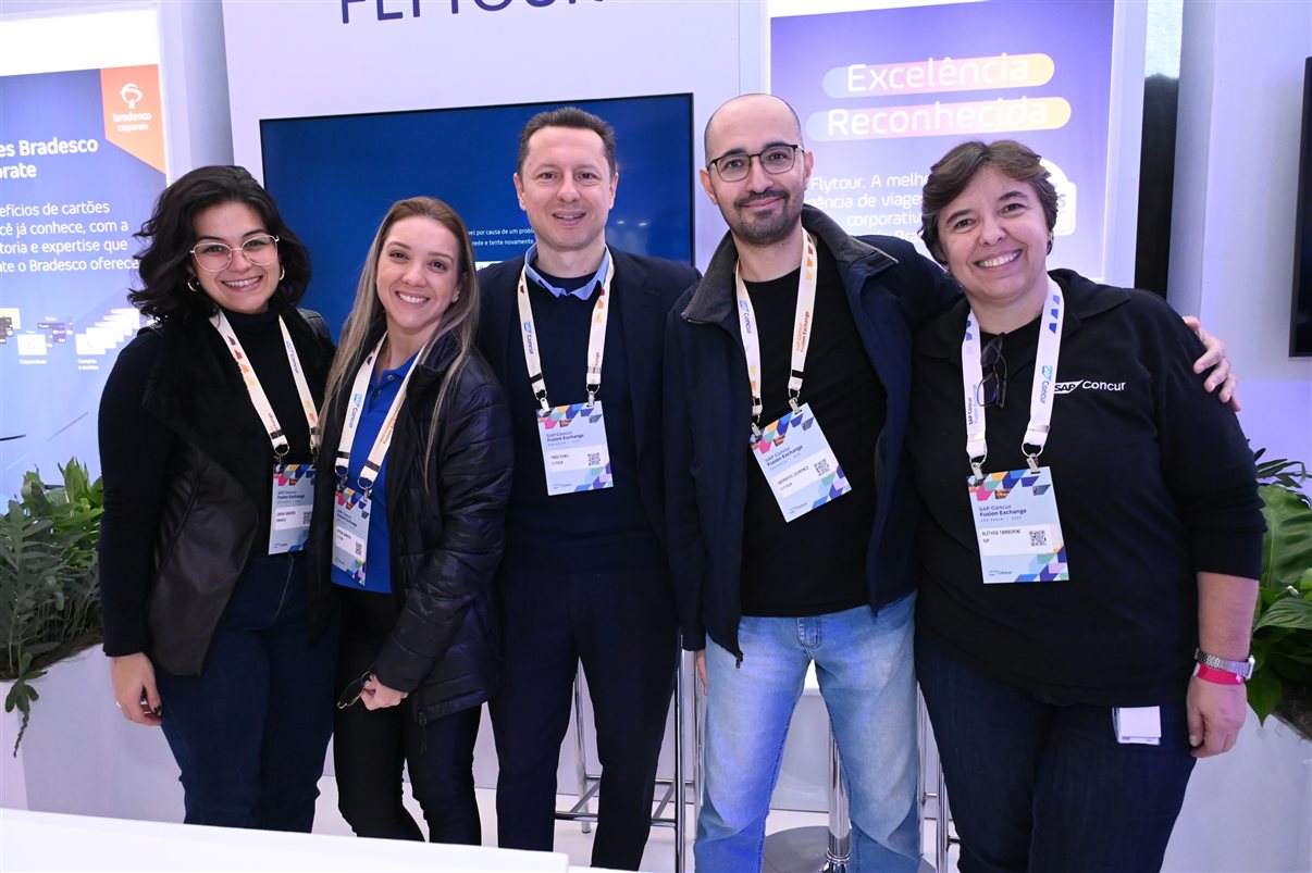 Denis Tassitano, da SAP Concur, e Patricia Thomas, da Omnibees