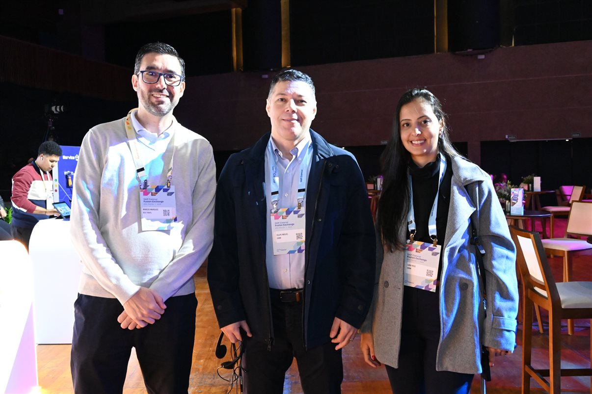 Denis Tassitano, da SAP Concur, e Patricia Thomas, da Omnibees