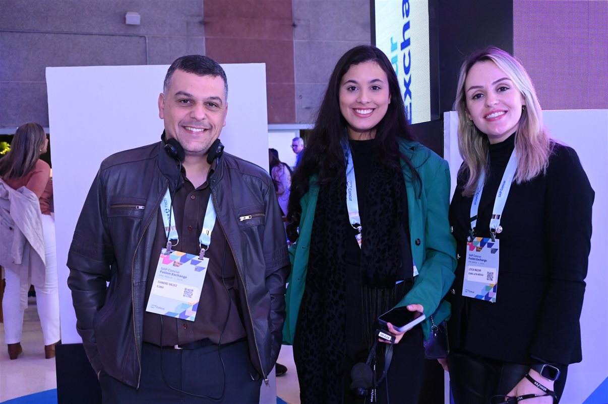Denis Tassitano, da SAP Concur, e Patricia Thomas, da Omnibees