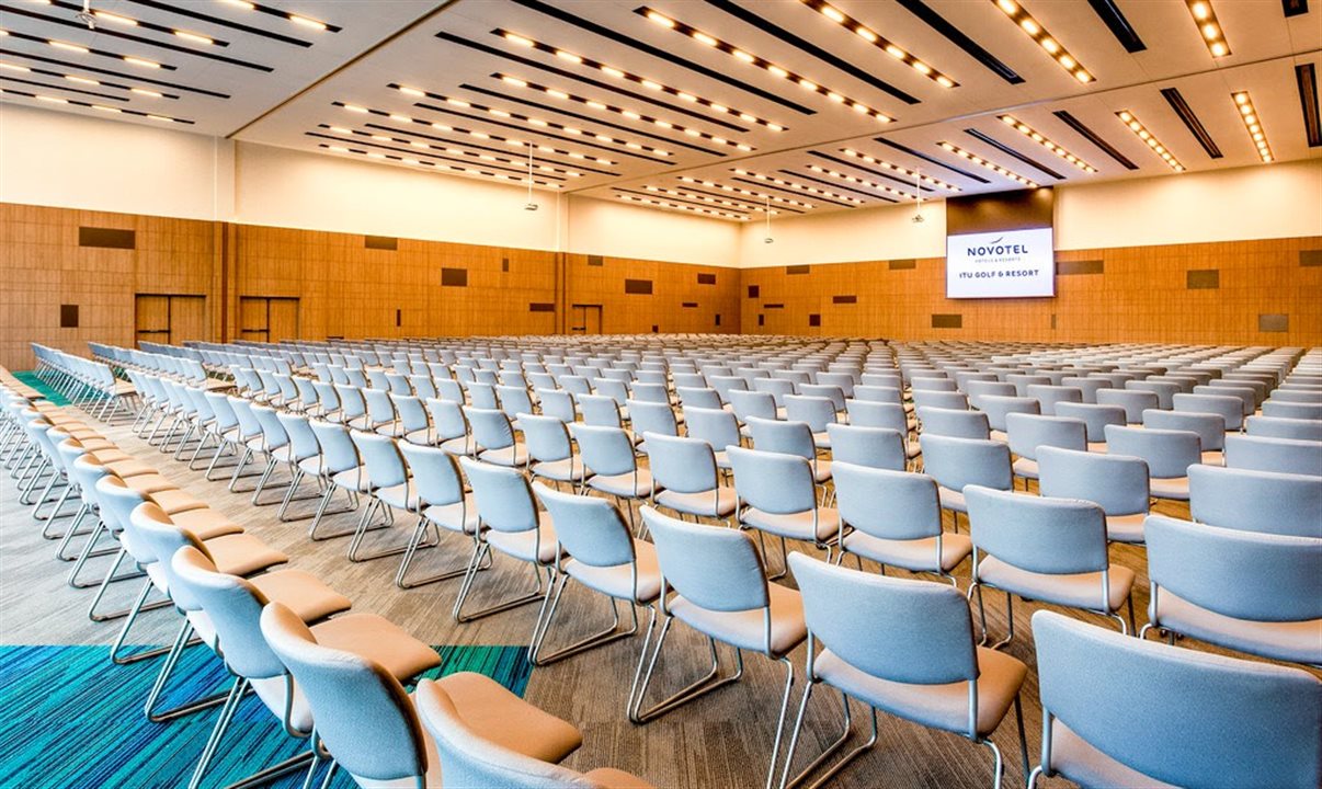 Na ferramenta, clientes visualizar e reservar espaços para eventos, quartos de hóspedes e vendas e serviços de bufê