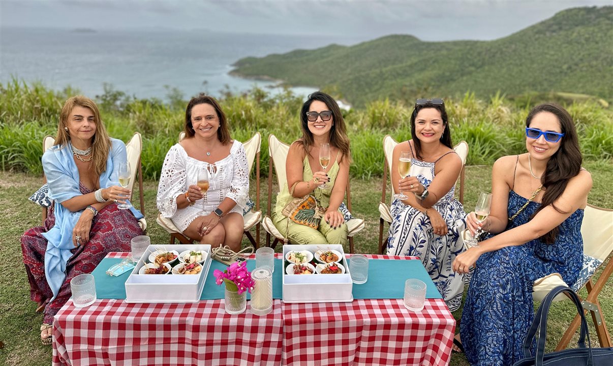Claudia Bernardo, da Six Viagens, Ucha Verissimo, da Link Premium Viagens, Viviane Yuri, da Mali Travel, Patricia Lumy, da Get Out N About Travel, e Tatiana Assad, da TA Travel