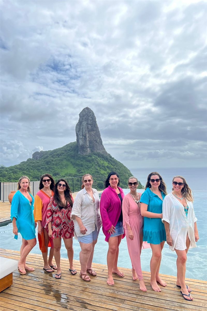 Agentes do Country Luxury em famtour em Fernando de Noronha