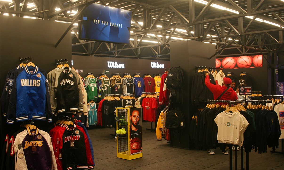 NBA House conta com loja de produtos exclusivos