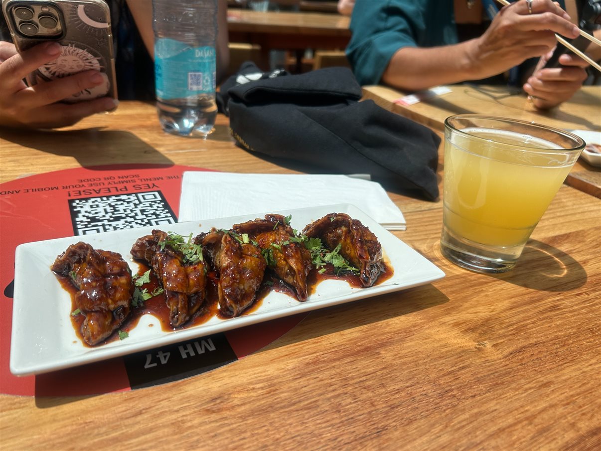 TimeOut Market Chicago tem uma variedade de opções gastronômicas