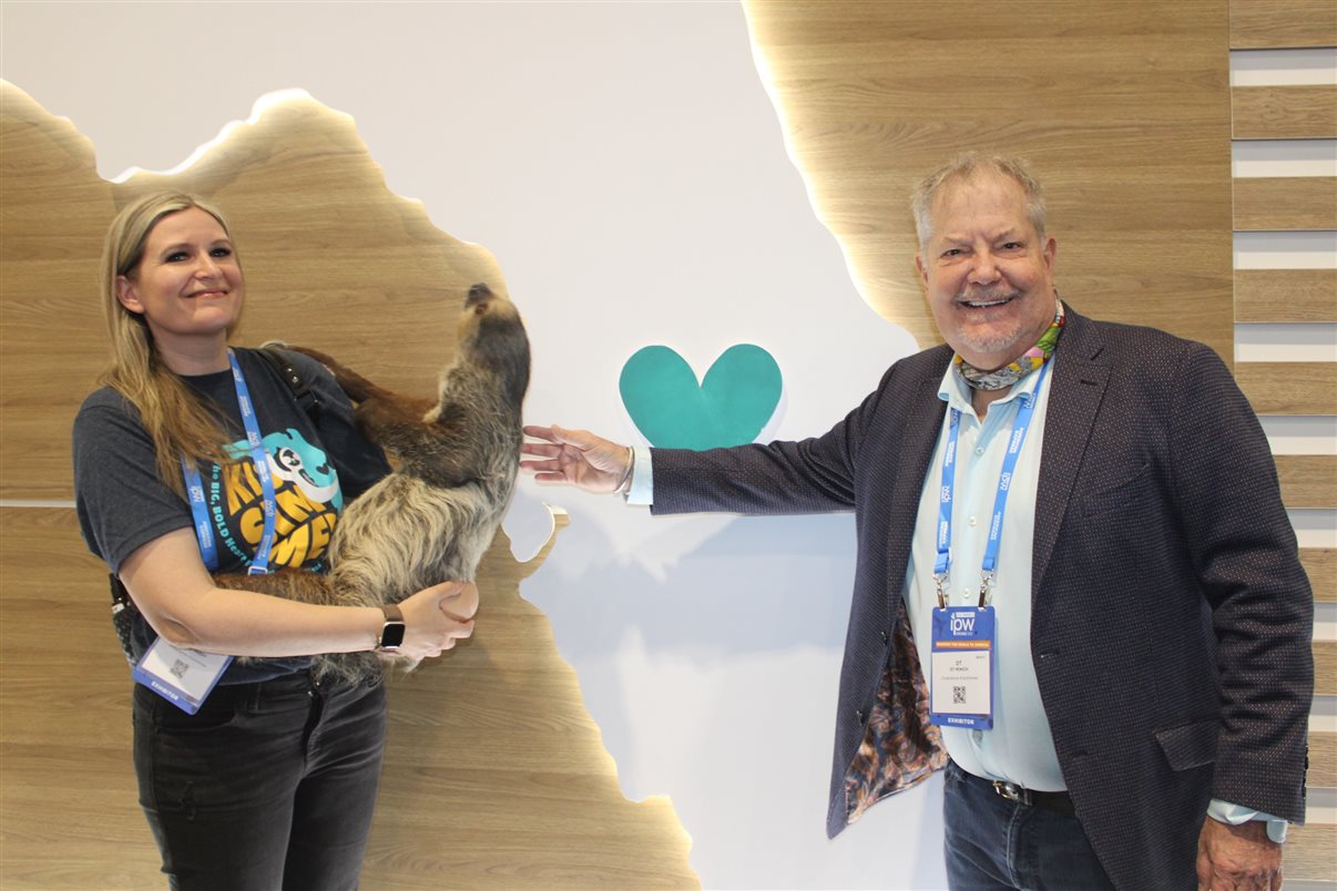 Jeff van Langeveld, da Disney, Sylvio Ferraz, da BeFly, Cinthia Douglas, da Disney, Marco Lourenço, da Queensberry, e Alejandro Flores e Alexander Haim, da Disney