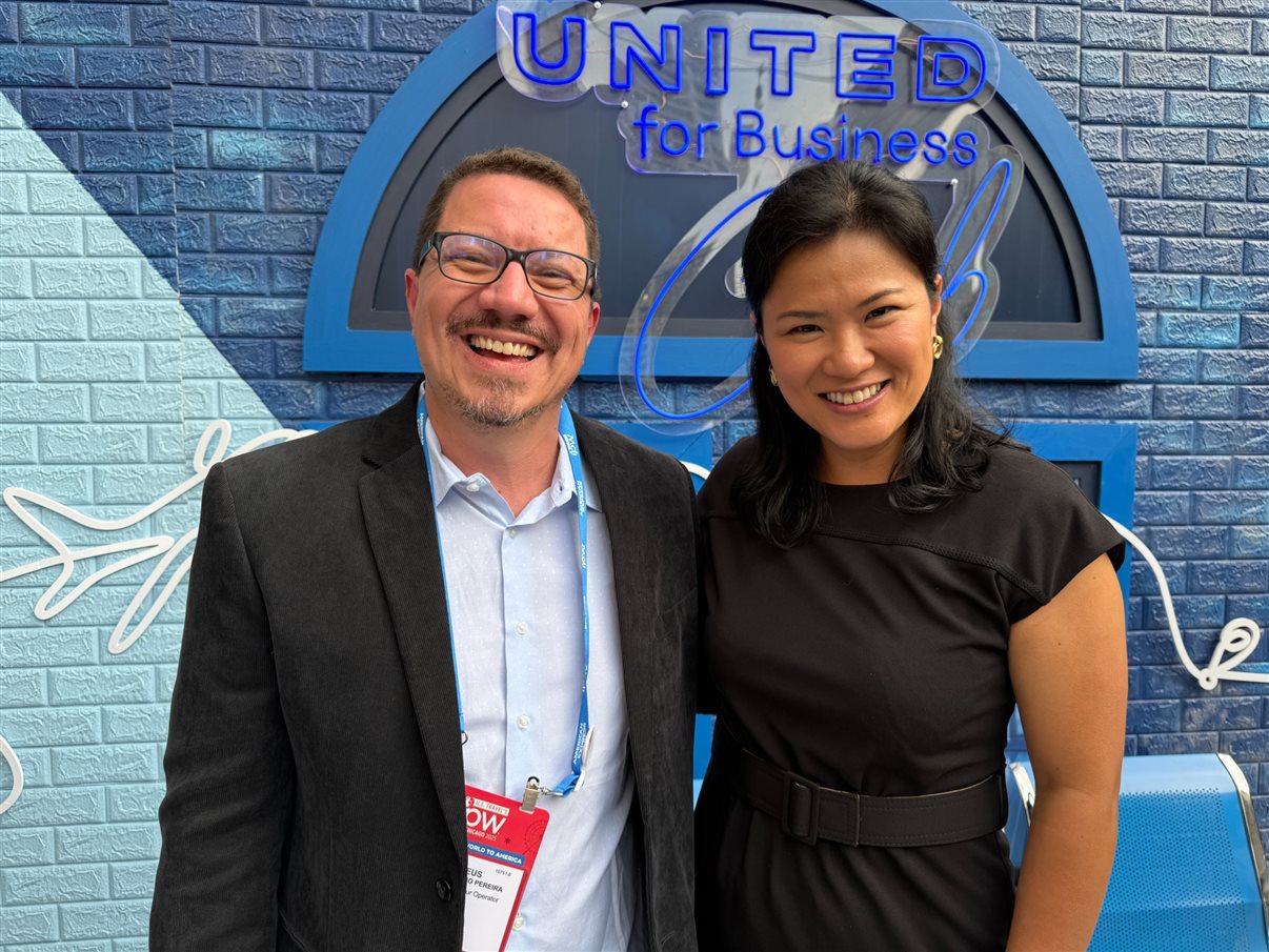 Christine Valls, diretora América Latina, e Doreen Burse, VP da United Airlines