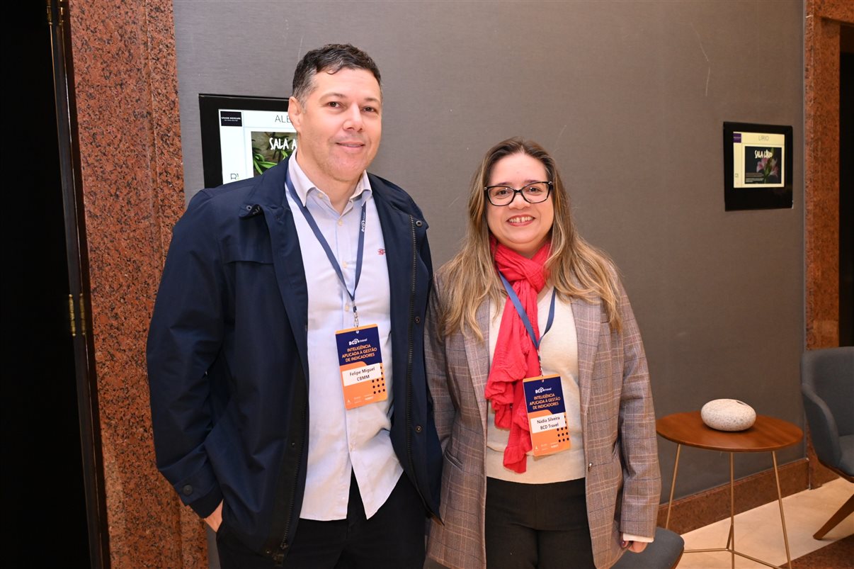 Luana Nogueira, da Alagev, e Marcos Marques, da BCD Travel