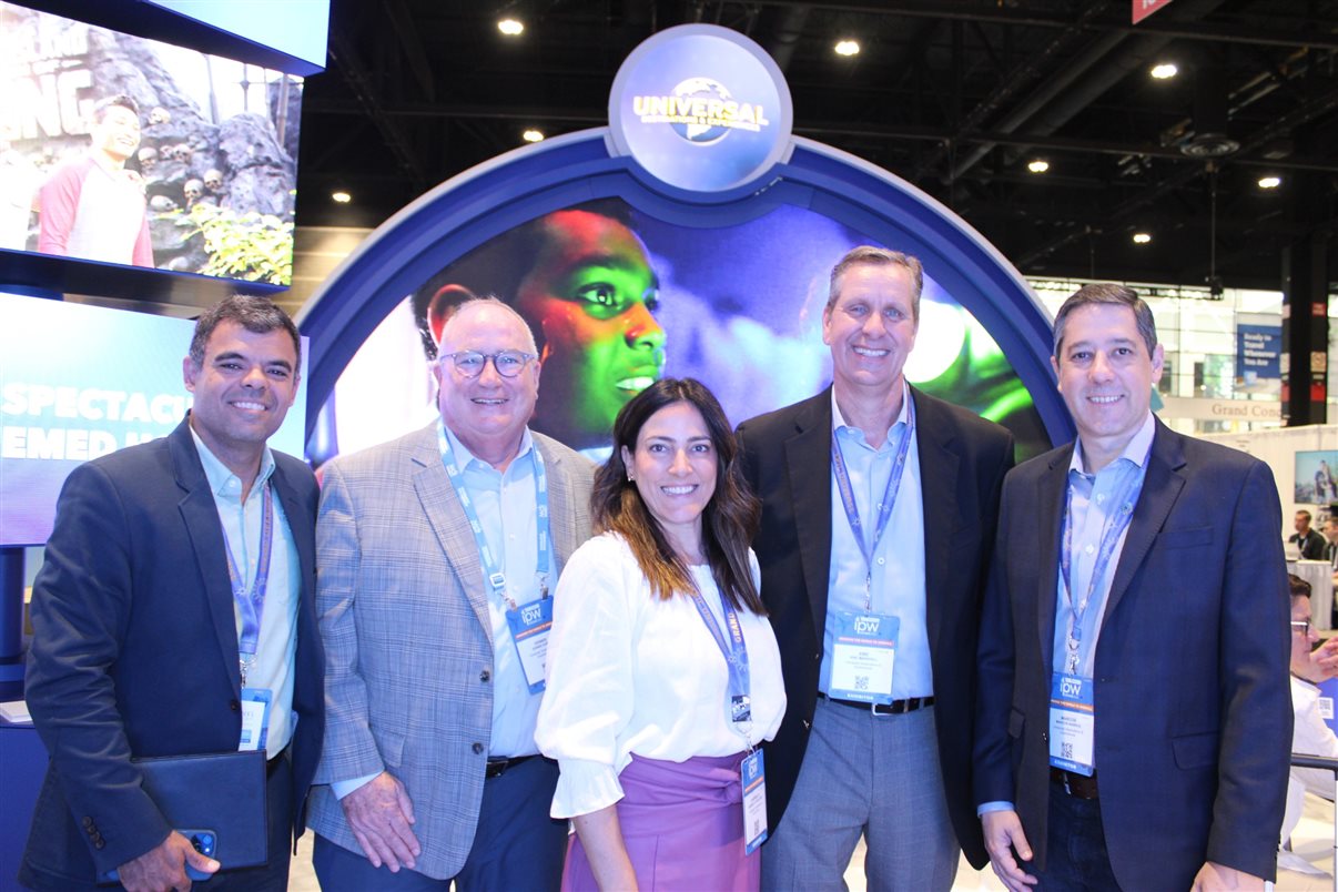 Carol Gusson e Paulo Biondo, da CVC Corp