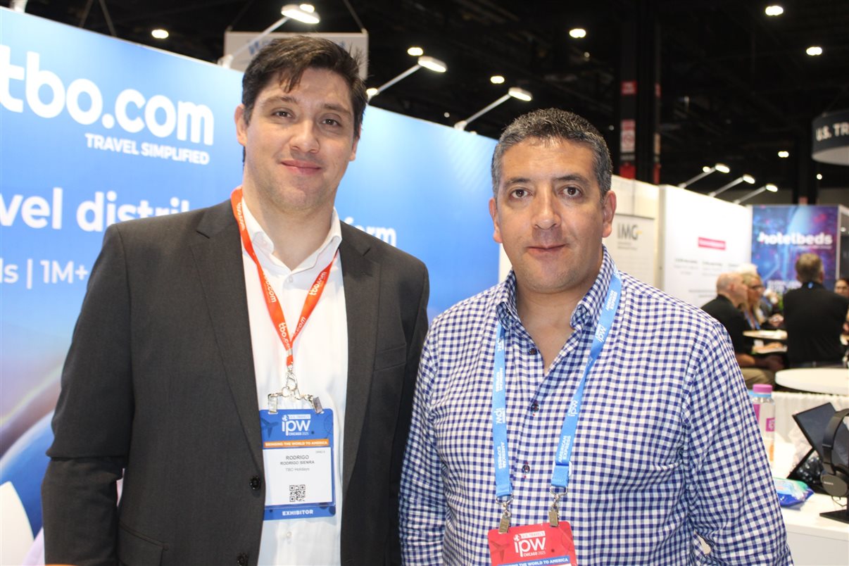 Carol Gusson e Paulo Biondo, da CVC Corp