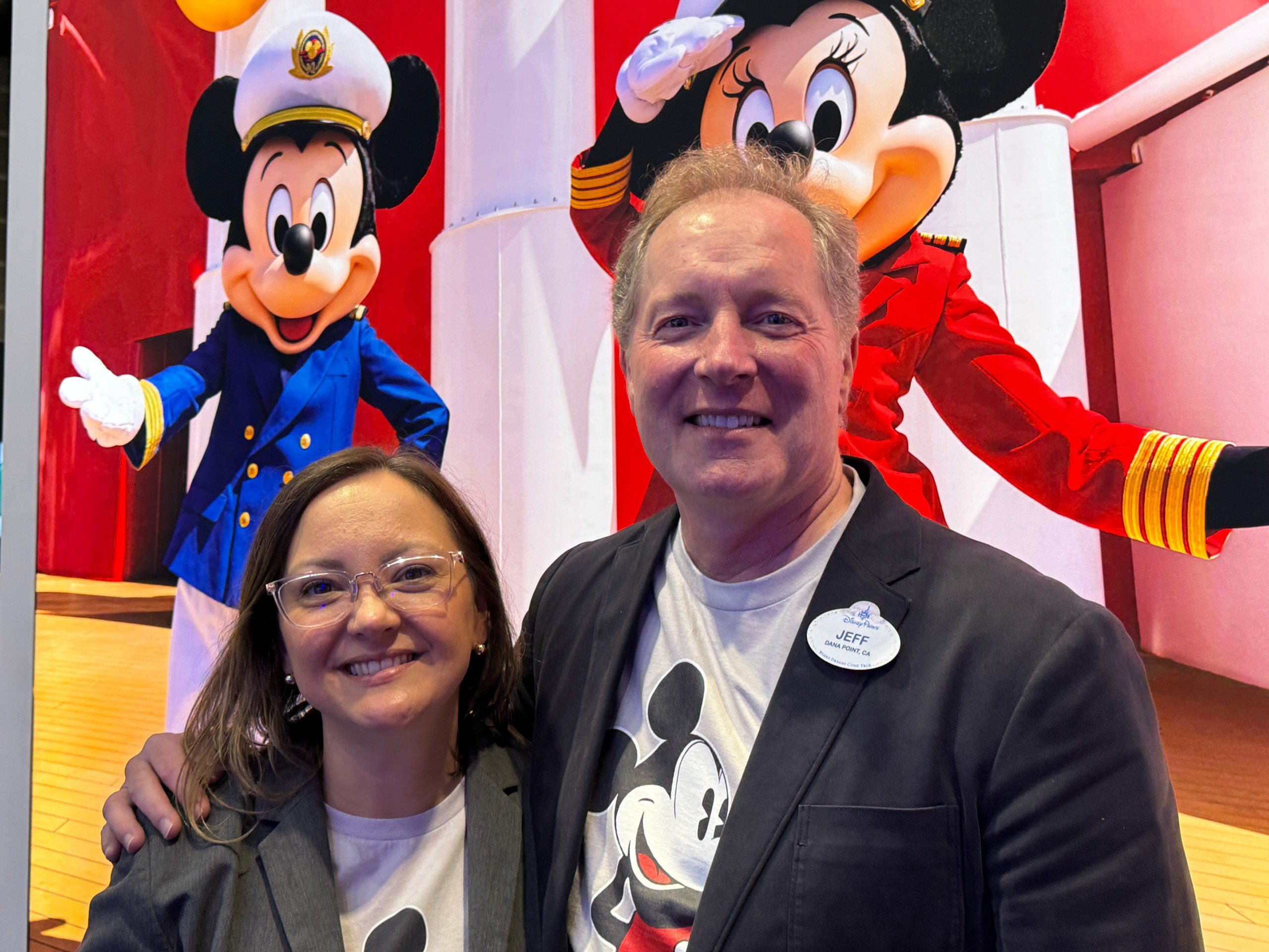 Cinthia Douglas, diretora América Latina, e Jeff van Langeveld, VP de Vendas da Disney Destinations