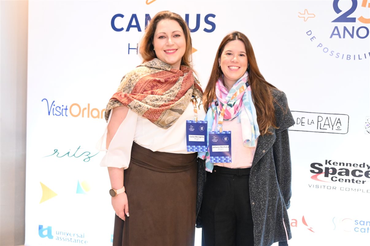Renata Luz, da Beup Viagens e Turismo, e Rafaella Bento, da HotelDO