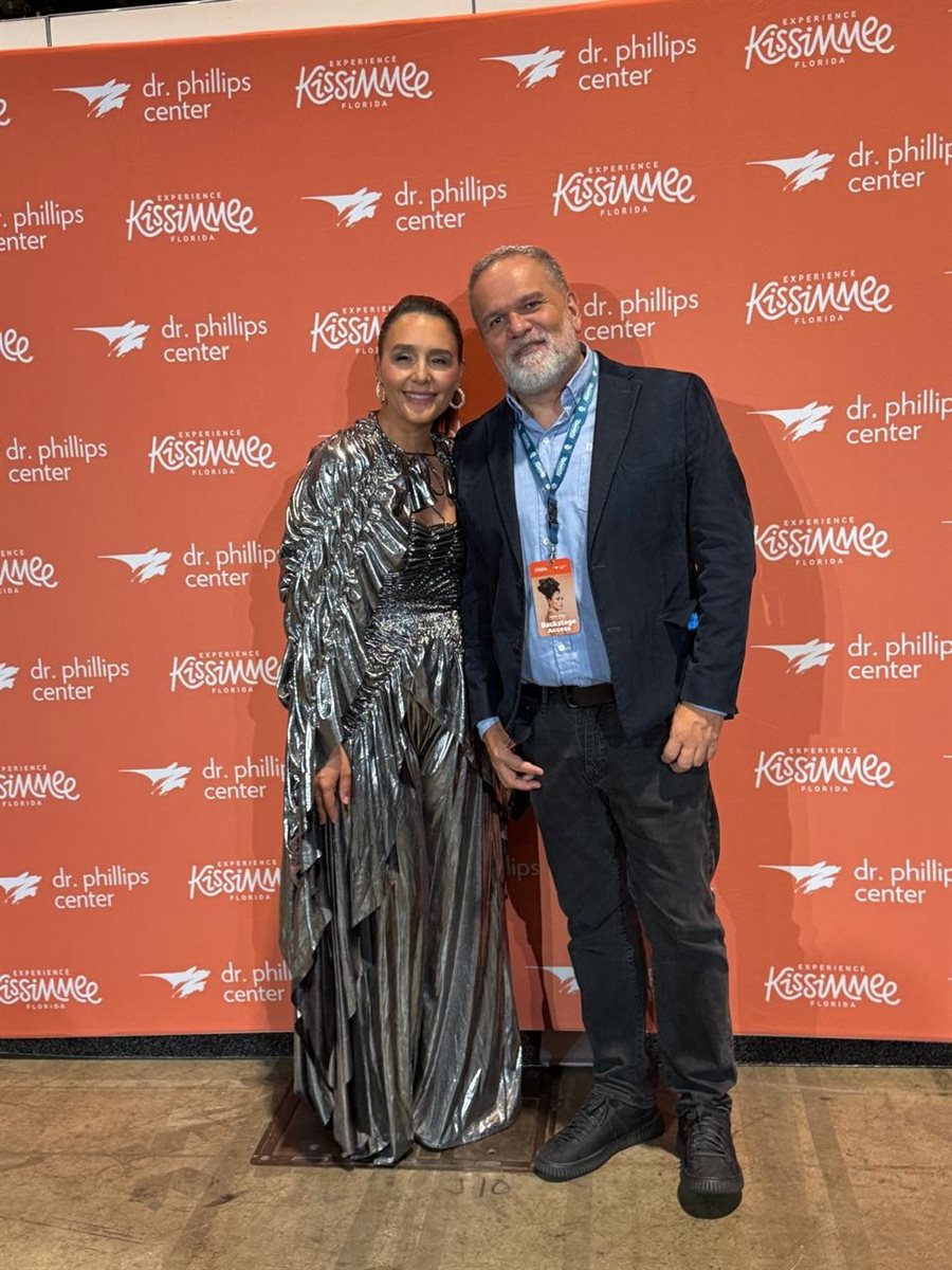 Jessie Ware recebe Juliana Leveroni, Dinah Policarpo e DT Minich, do Experience Kissimmee