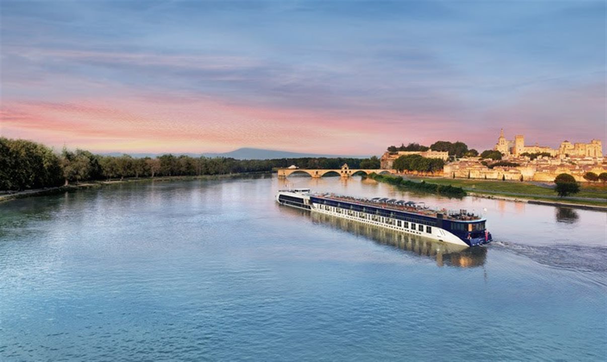O cruzeiro, realizado em parceria com a AmaWaterways, será a bordo do navio AmaKristina, com itinerário entre Marselha, Arles e Lyon