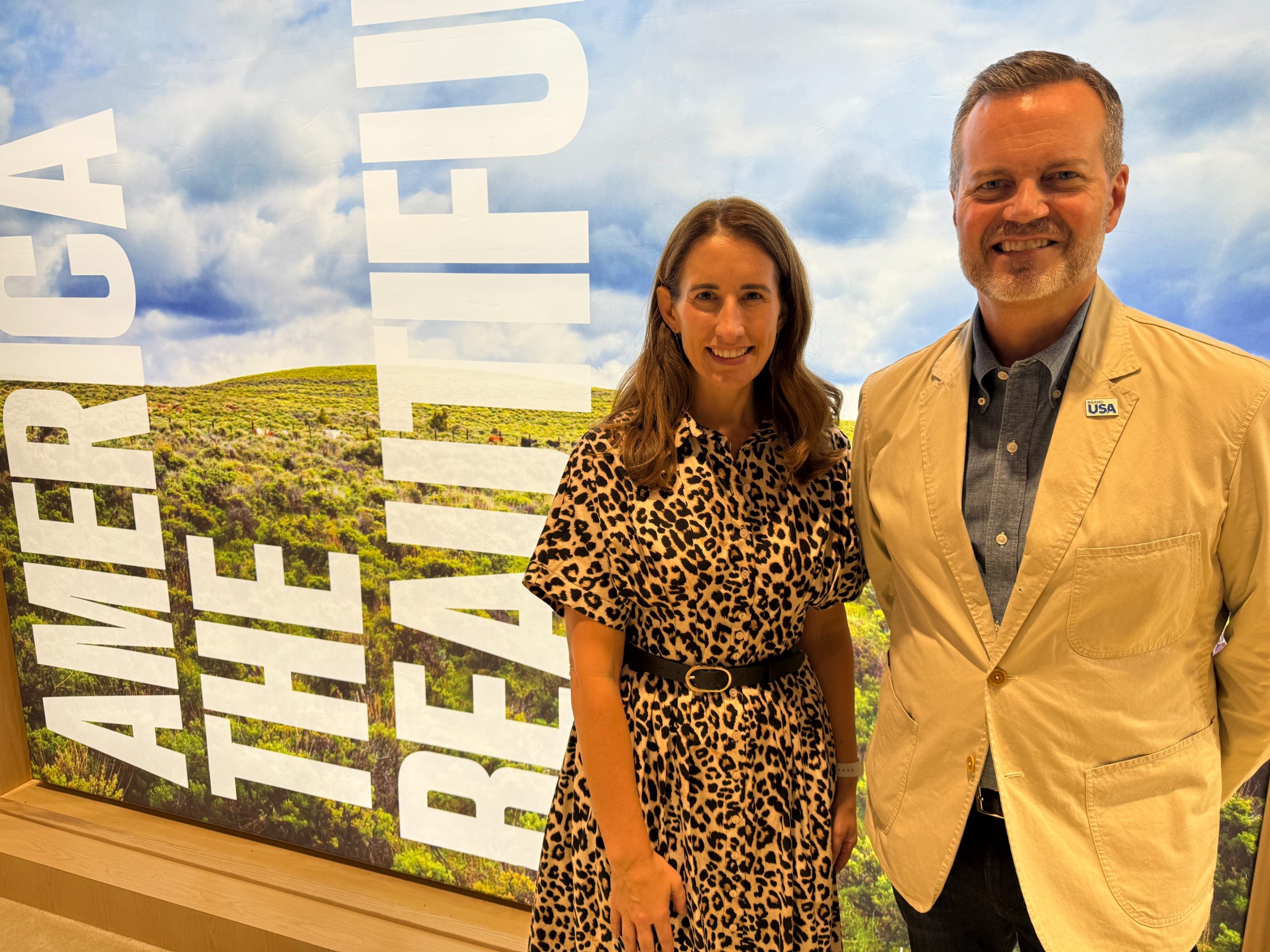 Leah Chandler, diretora de Marketing, e Fred Dixon