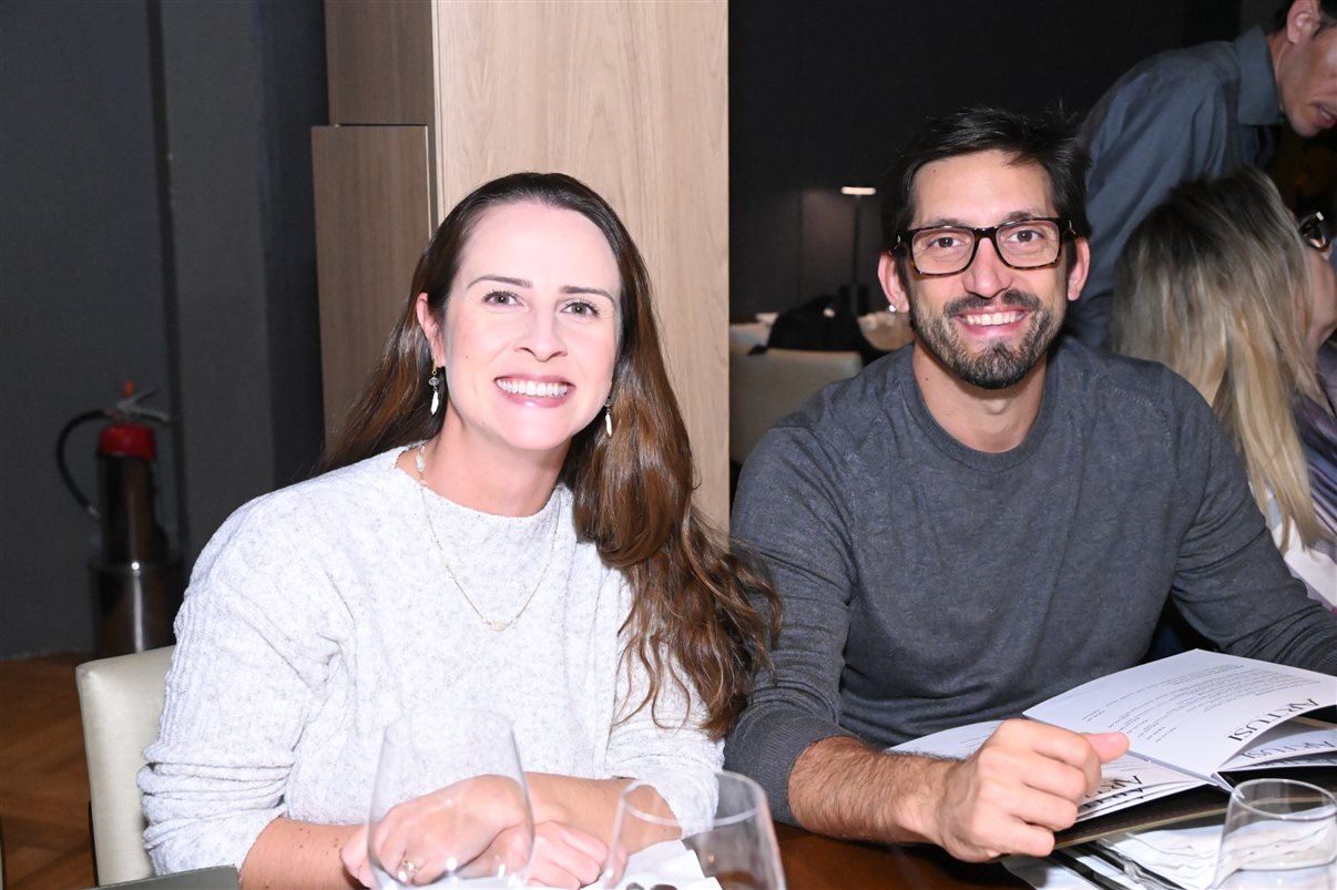 André Oliveira e Simone Ricio, da EHTL