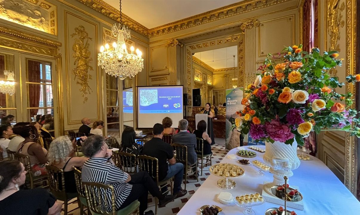 As ações, realizadas em parceria com as embaixadas do Brasil em Roma, em 23 de junho, e em Paris, em 25 de junho, tiveram como objetivo destacar experiências autênticas e sustentáveis em destinos brasileiros