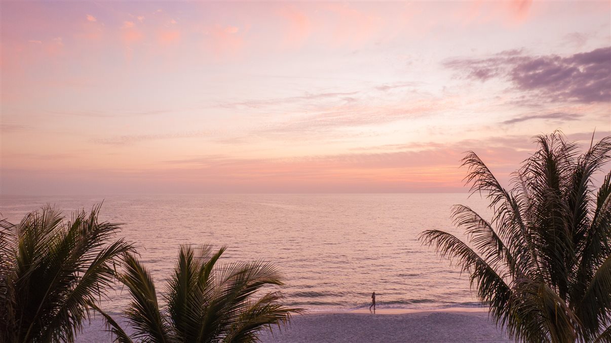 Projeção do Naples Beach Club, A Four Seasons Resort