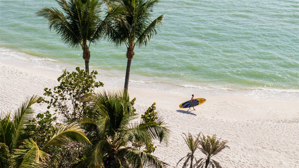 Projeção do Naples Beach Club, A Four Seasons Resort