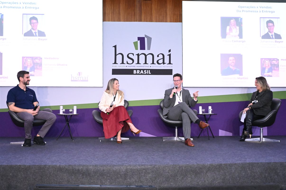 Maína Pietrobelli, da Plusgrade, Juliana Nogueira, do Grupo Wish, Ícaro Chamon, do Malai Manso Resort, e Fernanda Pini, da Atrio Hotel Management